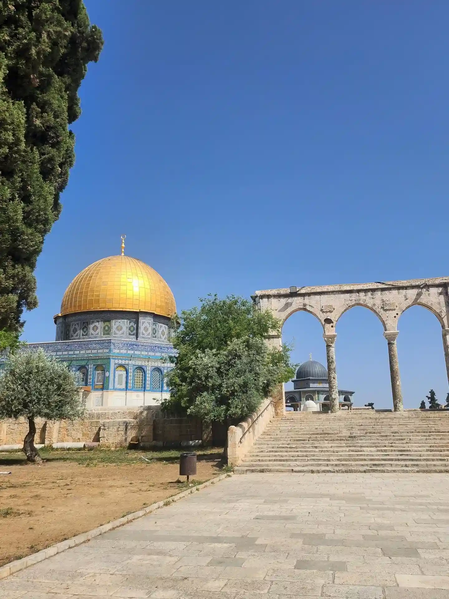 Sejarah Singkat Masjid Al-Aqsa, Tempat Suci 3 Agama