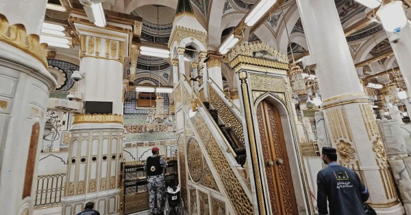 Apa Itu Raudhah? Taman Surga di Masjid Nabawi